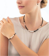 Carica l'immagine nel visualizzatore di Gallery, Orecchini Coeur De Lion Elegance Pearl Black Gold 1132/21-1314