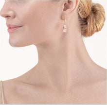 Carica l'immagine nel visualizzatore di Gallery, Orecchini GeoCUBE® Precious Fusion Pearls multicolor-pastello  5086/21-1522