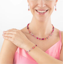 Carica l'immagine nel visualizzatore di Gallery, Collana GeoCUBE® Iconic Viva Magenta 2838/10-0422