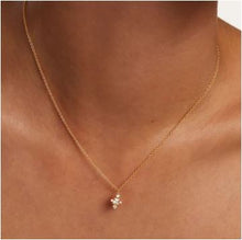 Carica l'immagine nel visualizzatore di Gallery, PDPAOLA Donna Collana June Drop Laura Gold - 	CO01-480-U