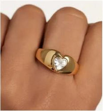 Carica l'immagine nel visualizzatore di Gallery, PDPAOLA Donna Anello JUNE DROP BRIGHT HEART misura 14 -ANO1-902-14