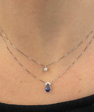 Carica l&#39;immagine nel visualizzatore di Gallery, Collana zaffiro blu naturale a goccia e tre diamanti
