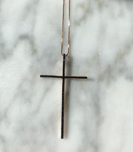 Carica l&#39;immagine nel visualizzatore di Gallery, Collana Croce argento rosè
