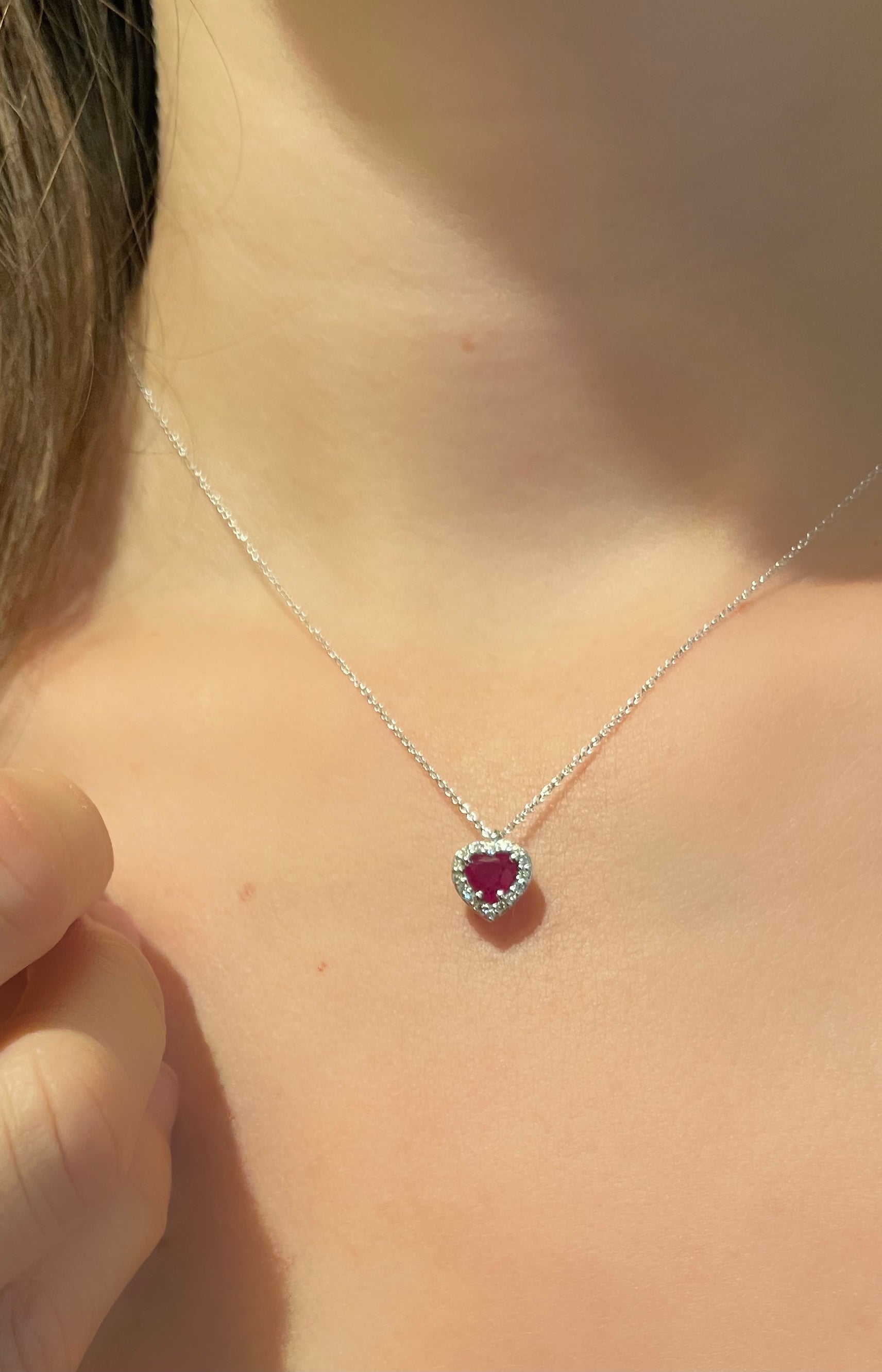 Collana con rosa rossa 3D – Gioielli romantici gotici – Collana con ciondolo a forma di fiore di San Valentino oscuro – Gioielli con ciondolo - Italia Collana con rosa rossa 3D – Gioielli romantici gotici – Collana con ciondolo a forma di fiore di San Valentino oscuro – Gioielli con ciondolo - Italia